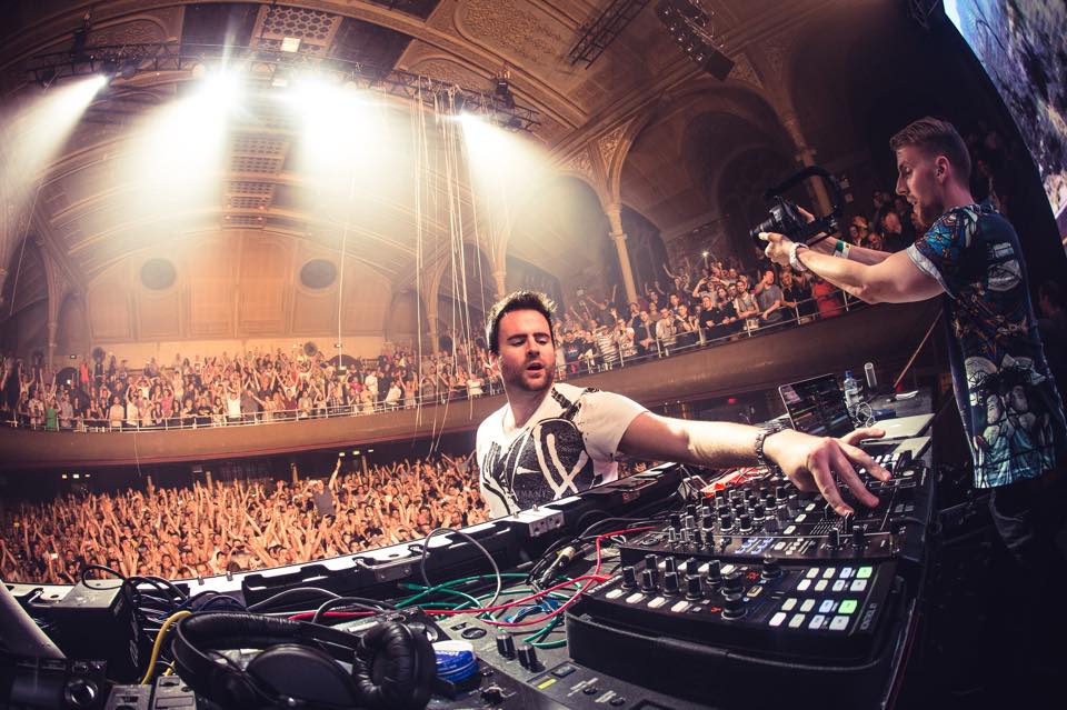 Gareth Emery Releases a Mix for Tampa Florida!